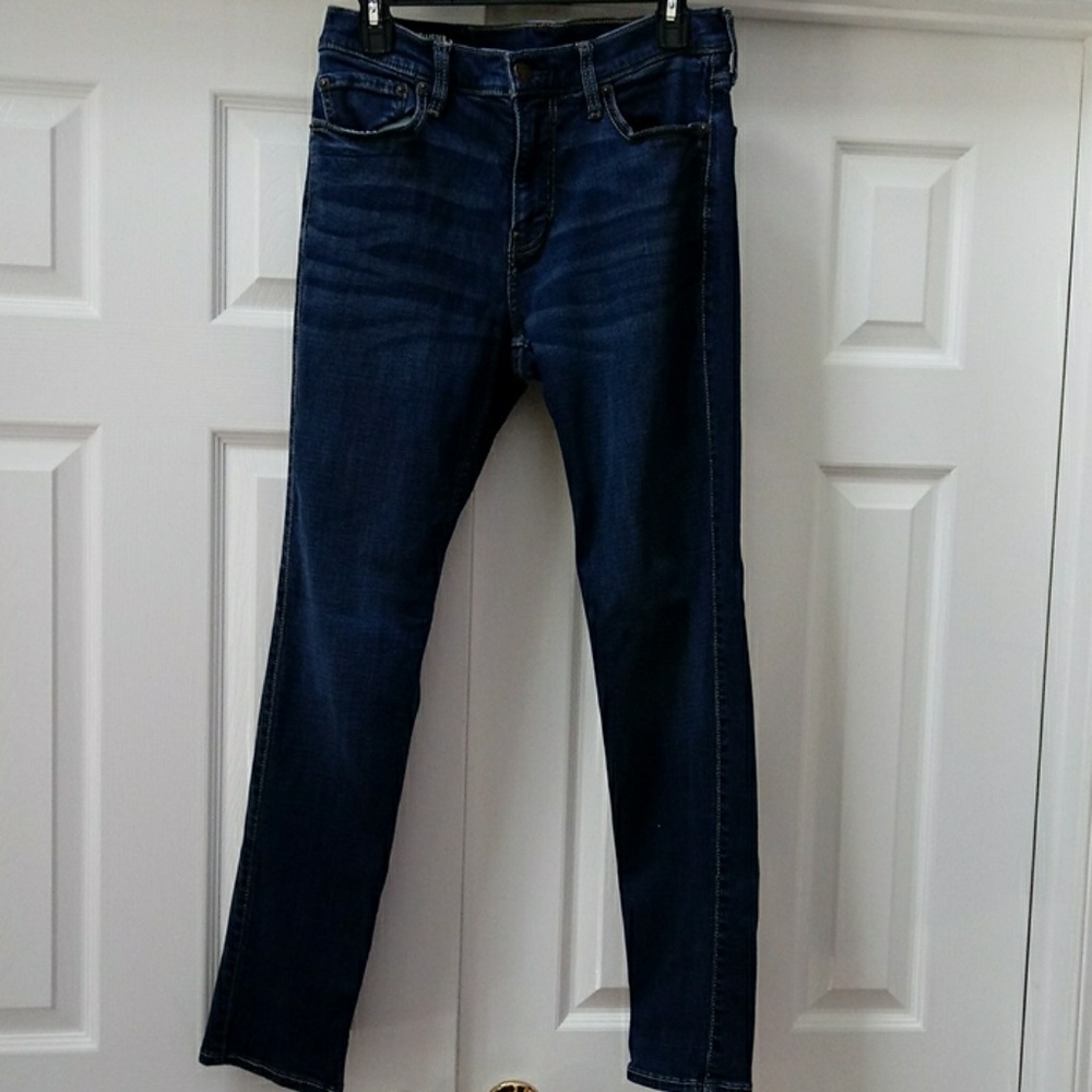 Hollister mens classic stretch jeans 32x32, EUC